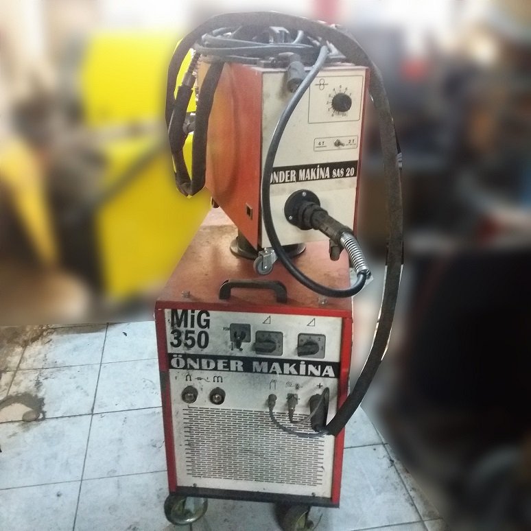 350 Amper Varyolu Gazaltı Kaynak Makinası Hava Soğutmalı